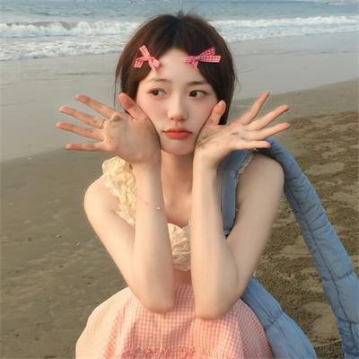 滑板女孩